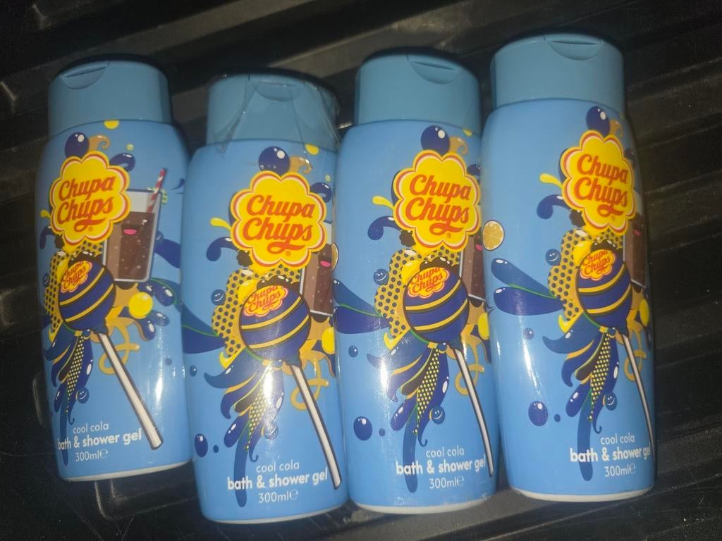 4 x chupa chups cola douche gel 300ml, Ophalen, Nieuw, Bad & Douche