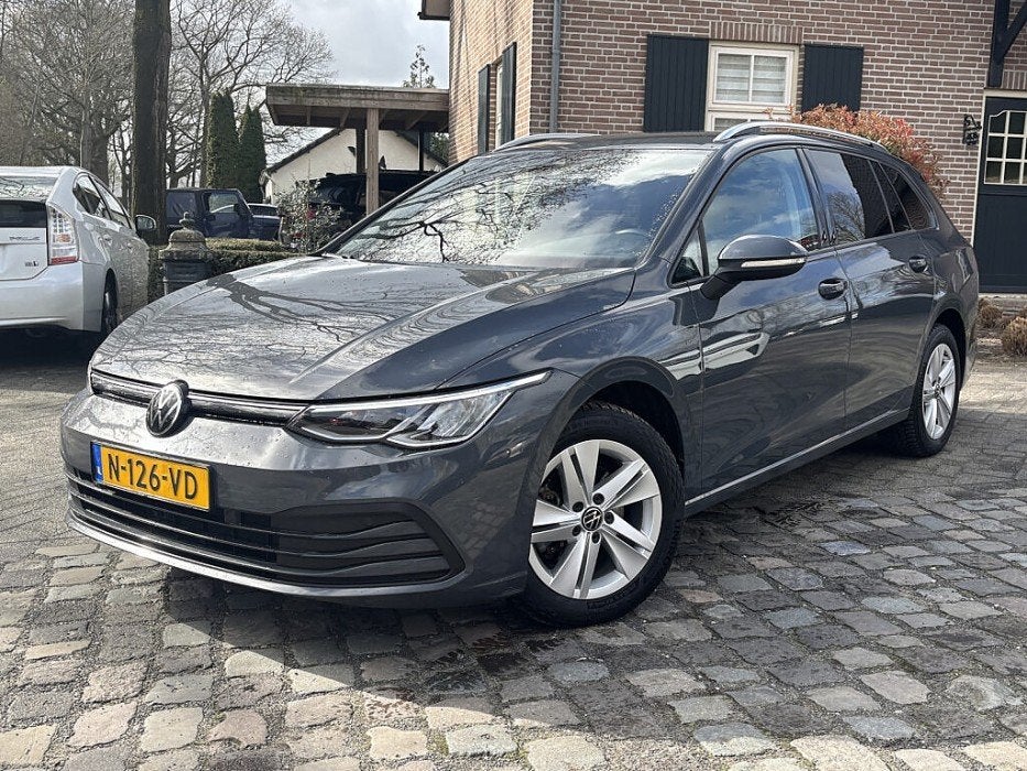 Volkswagen Golf Variant 1.0 eTSI Life autom ecc,navi,chroom,, Gebruikt, Euro 6, 23 km/l, Origineel Nederlands