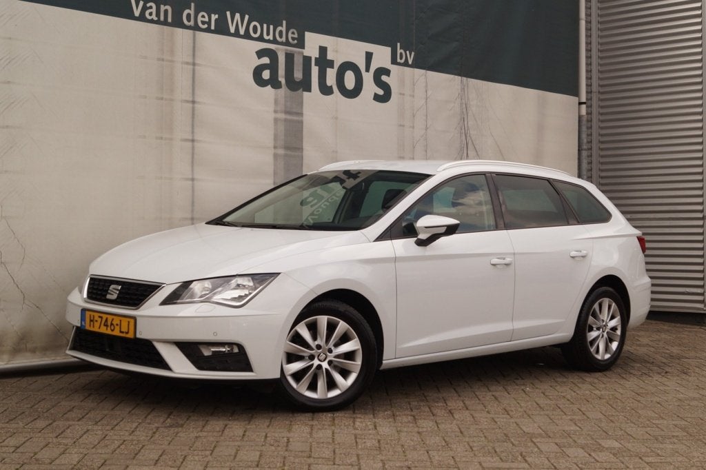 SEAT Leon ST 1.6 TDI 115pk Style -NAVI-ECC-PDC- (bj 2019), Auto's, Seat, Voorwielaandrijving, Stof, Gebruikt, Euro 6