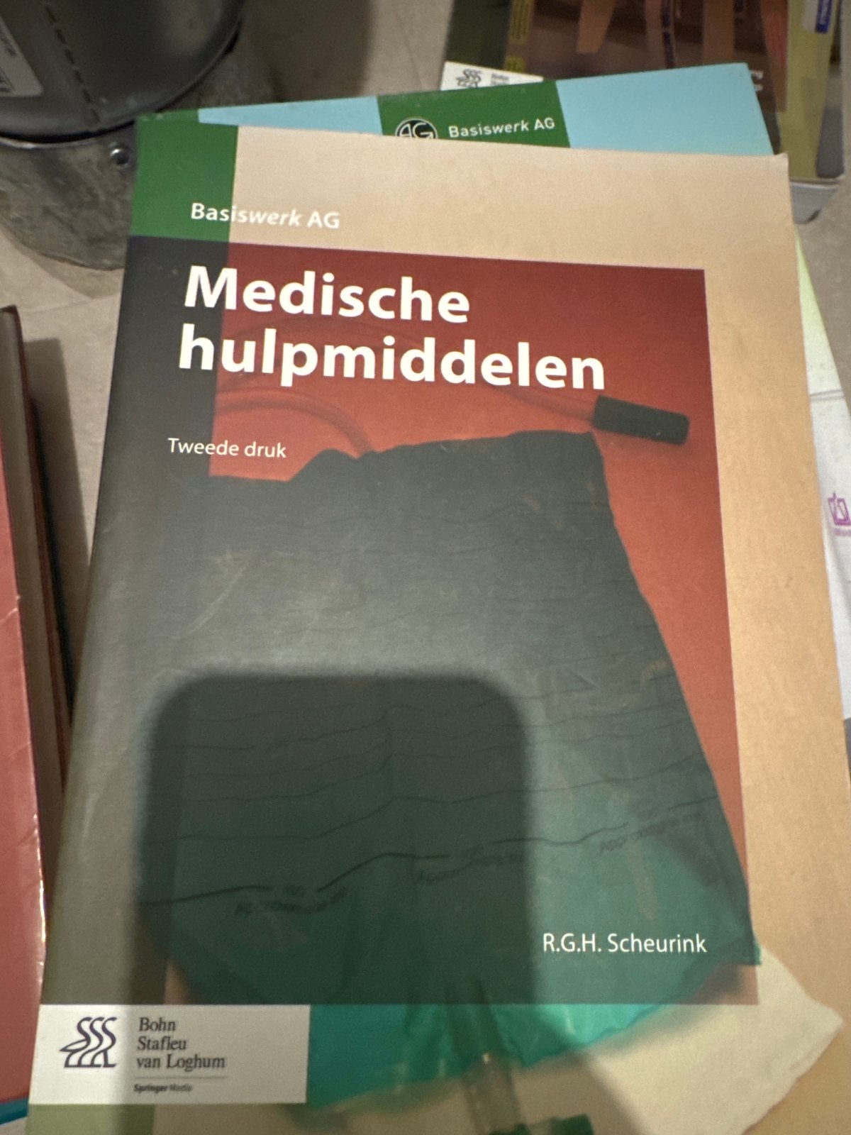 Medische hulpmiddelen - Tweede druk, Boeken, Studieboeken en Cursussen, Ophalen of Verzenden, Beta, Zo goed als nieuw, HBO