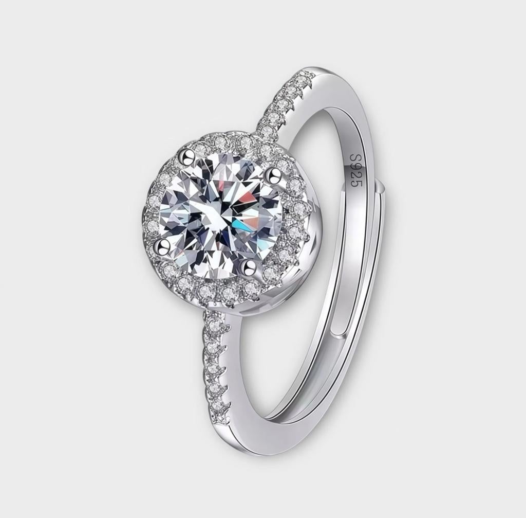 Moissanite halo Ring 925 Zilver met GRA Certificering, Nieuw, Ophalen of Verzenden, 17 tot 18, Met edelsteen
