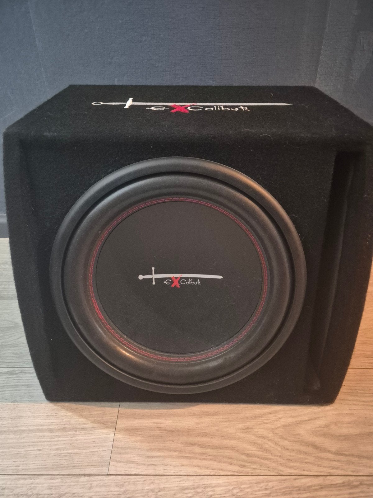 XCalibur Subwoofer met versterker en bekabeling, Ophalen, Zo goed als nieuw