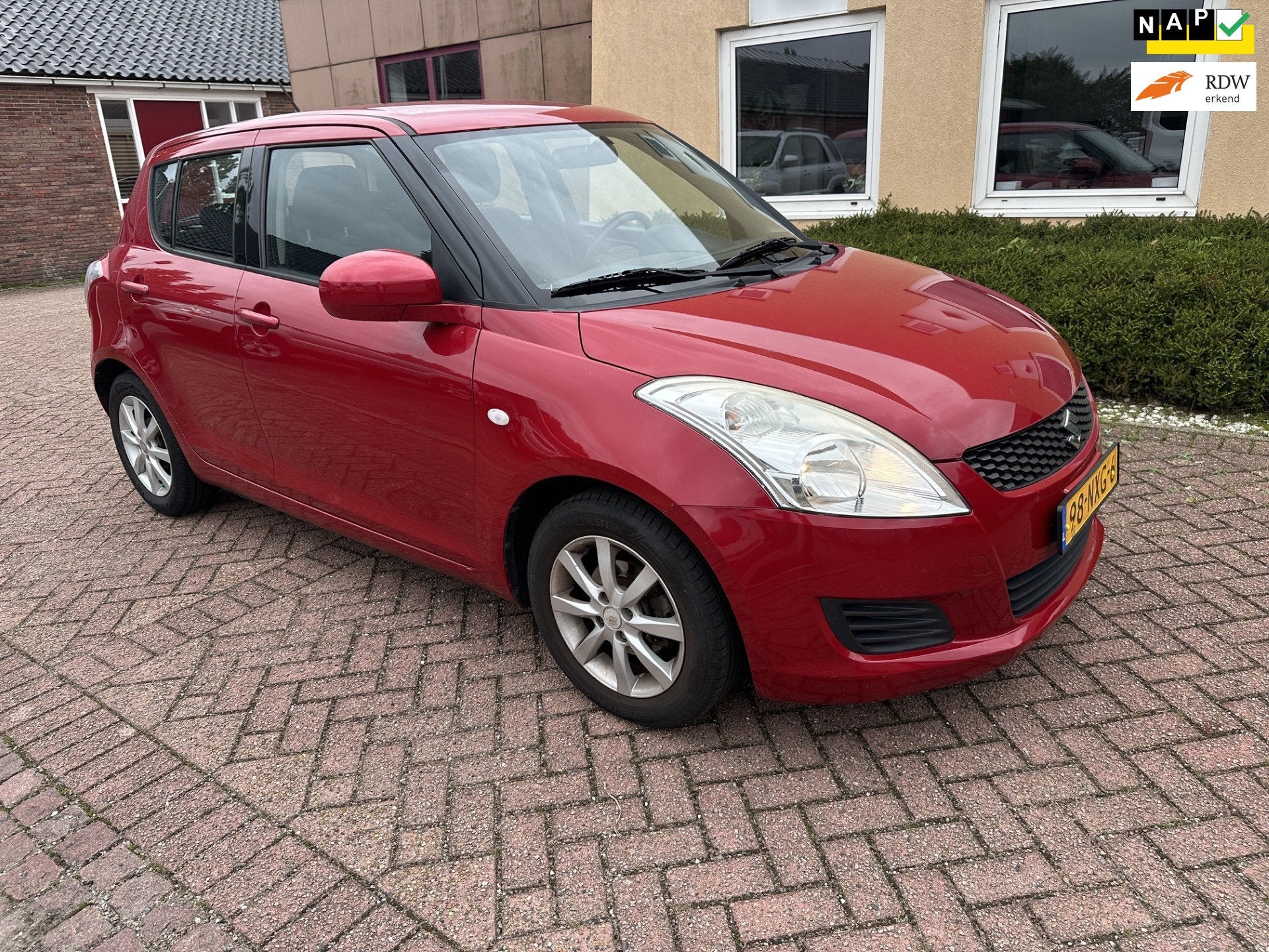 Suzuki Swift 1.2 Comfort EASSS AIRCO EL RAM NAP DEALER OH, Voorwielaandrijving, Gebruikt, 4 cilinders, 400 kg