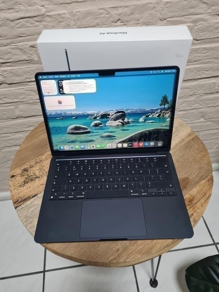 MacBook Air  (13-inch, M2) uit 2023 garantie, Computers en Software, Besturingssoftware, Zo goed als nieuw, Ophalen of Verzenden