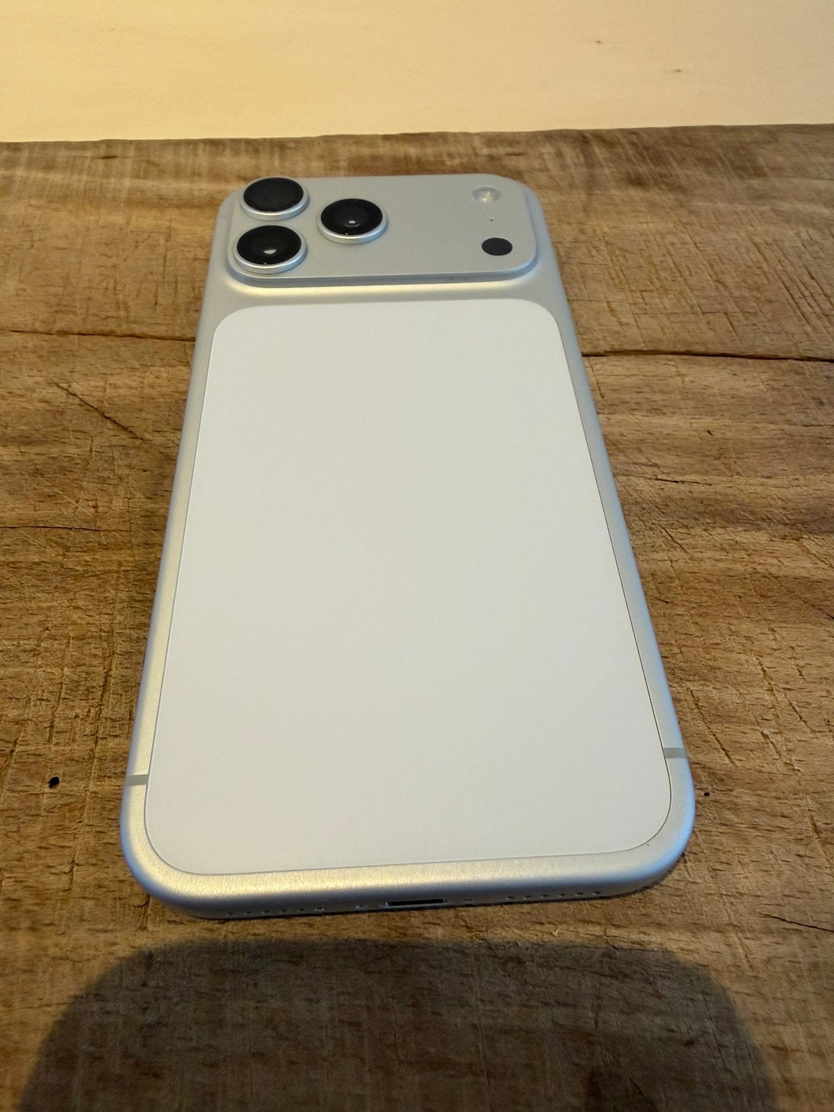 Zgan Iphone 17 Pro Max 256 Gig Wit, Telecommunicatie, Wit, Zo goed als nieuw, IPhone 17 Pro Max, Ophalen