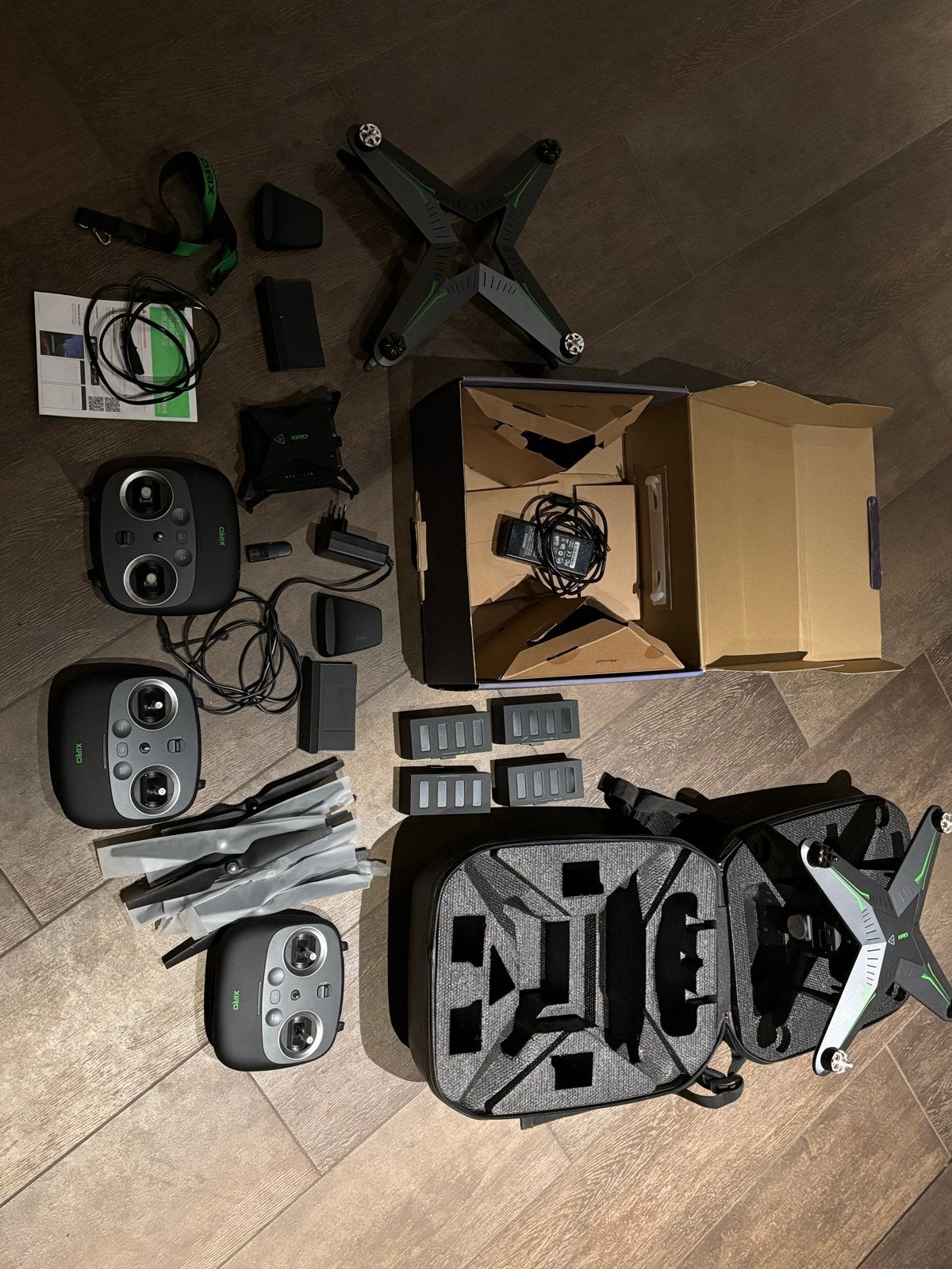 Xiro Xplorer G Drones met 4 accu's en extra accessoires, Audio, Tv en Foto, Gebruikt, 30 tot 45 minuten, Cameradrone, Ophalen of Verzenden