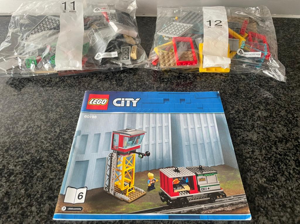 Lego  seinpaal met transportwagon uit de 60198 set, Ophalen of Verzenden