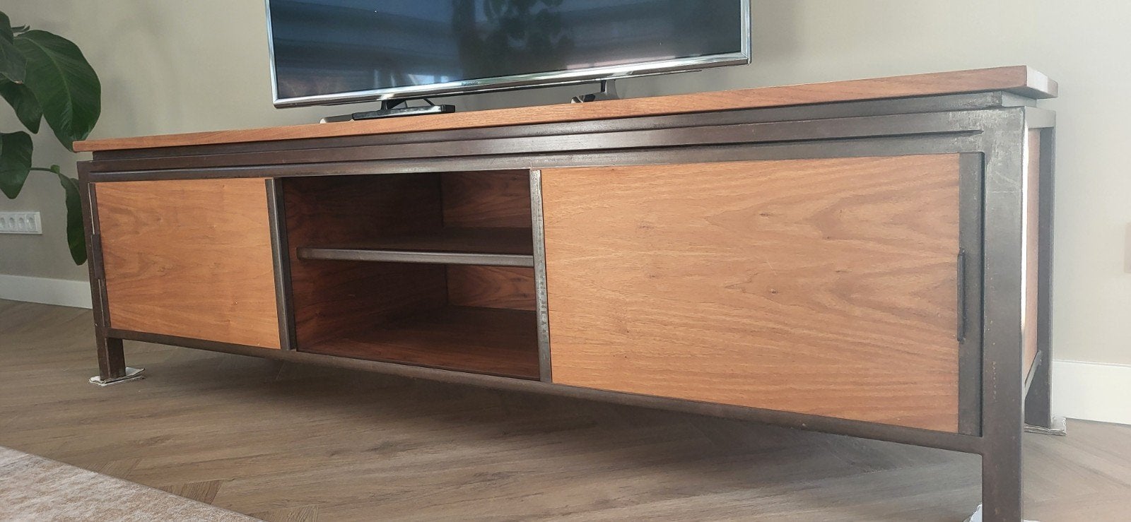 Industriële tv meubel 190 cm breed, Huis en Inrichting, Ophalen, 25 tot 50 cm, 150 tot 200 cm, Minder dan 100 cm