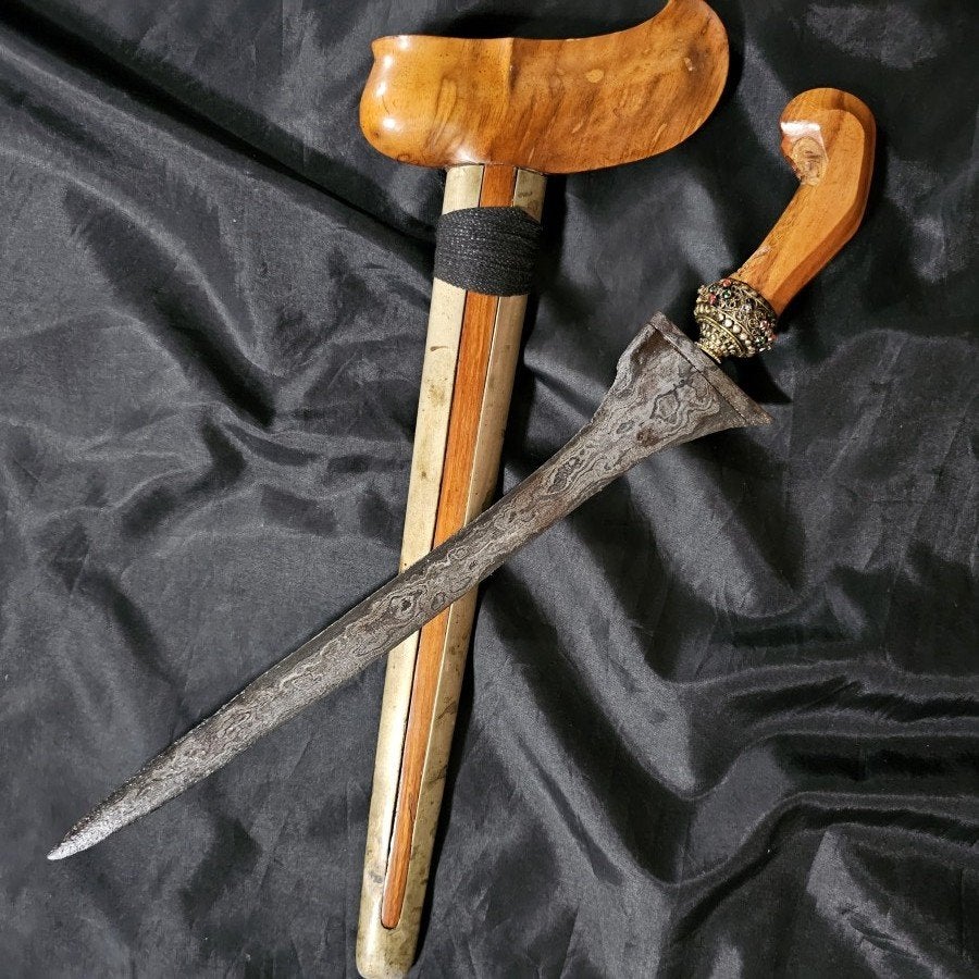 Antieke Kris Brojol Ngulit Semangka Tangguh Tuban KNL85, Antiek en Kunst, Kunst | Niet-Westerse kunst, Wapen, Verzenden, Overige materialen