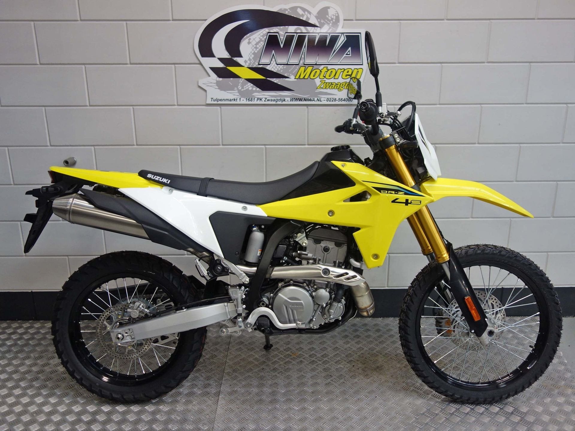 Suzuki DR-Z4S, Motoren, Enduro, Handgeschakeld, 12 t/m 35 kW, Gebruikt
