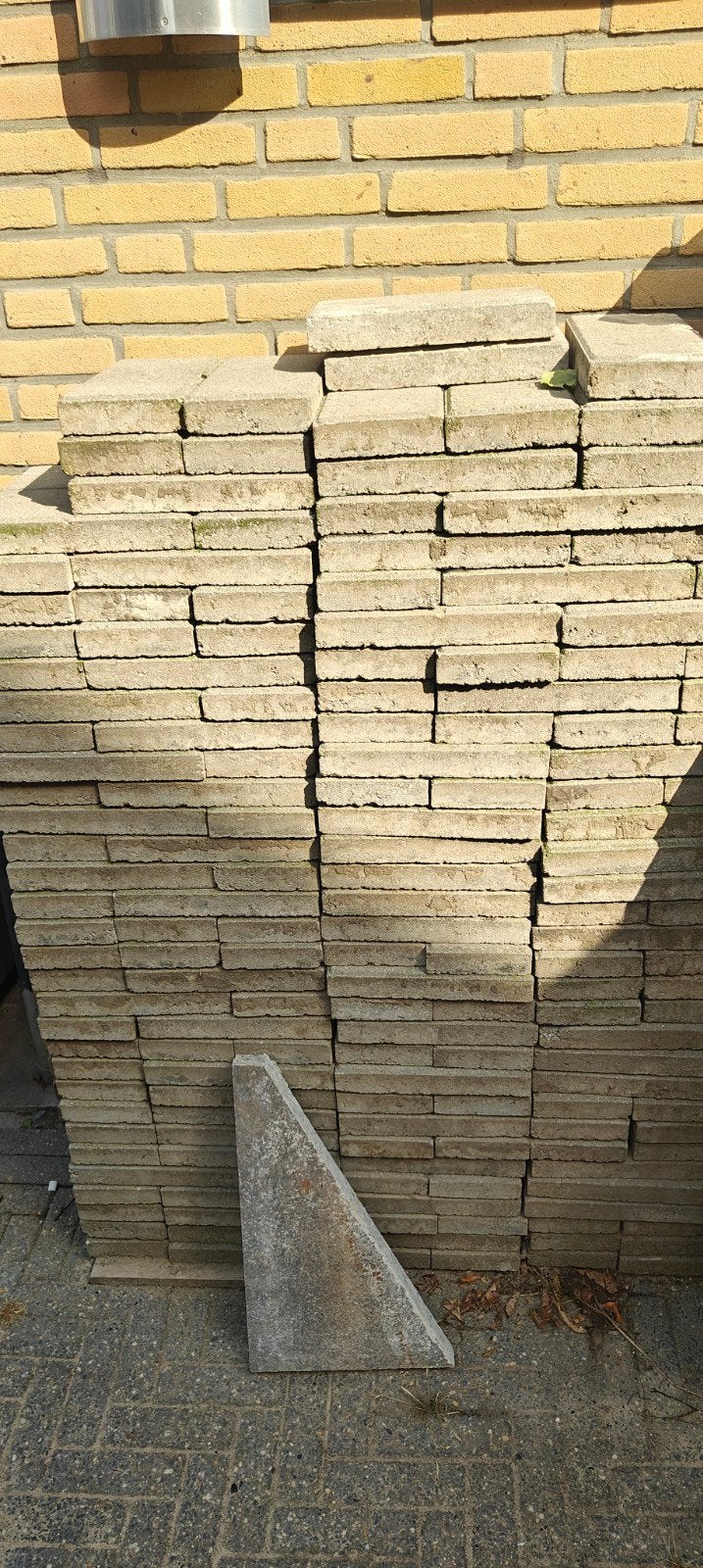 Gebruikte betontegels voor terras of pad, Tuin en Terras, Ophalen, Gebruikt, Overige typen, 10 m² of meer