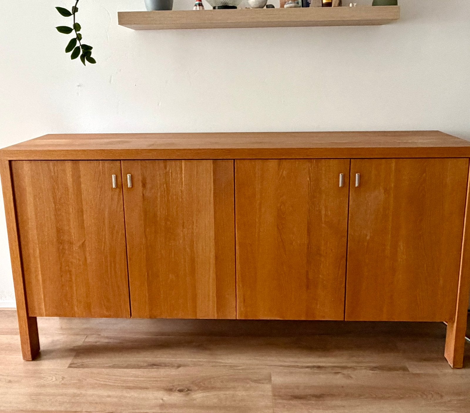 Houten Dressoir, Huis en Inrichting, Kasten | Dressoirs, Ophalen, Gebruikt, 150 tot 200 cm, 25 tot 50 cm