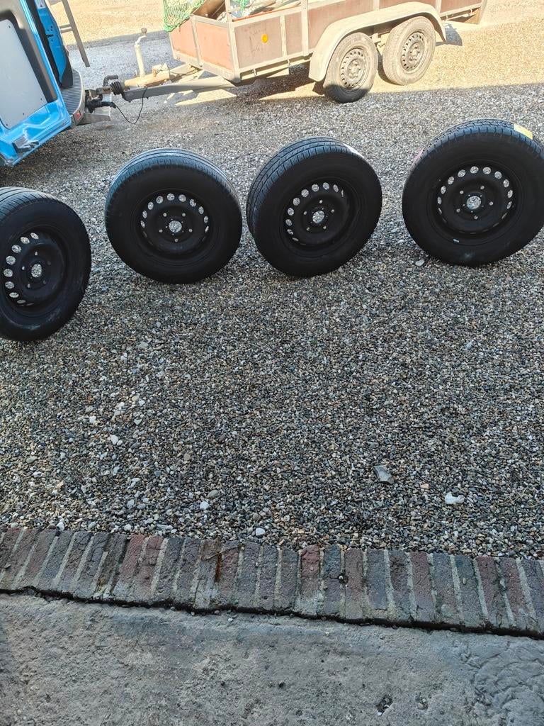 Ford Transit set stalen velgen, Ophalen