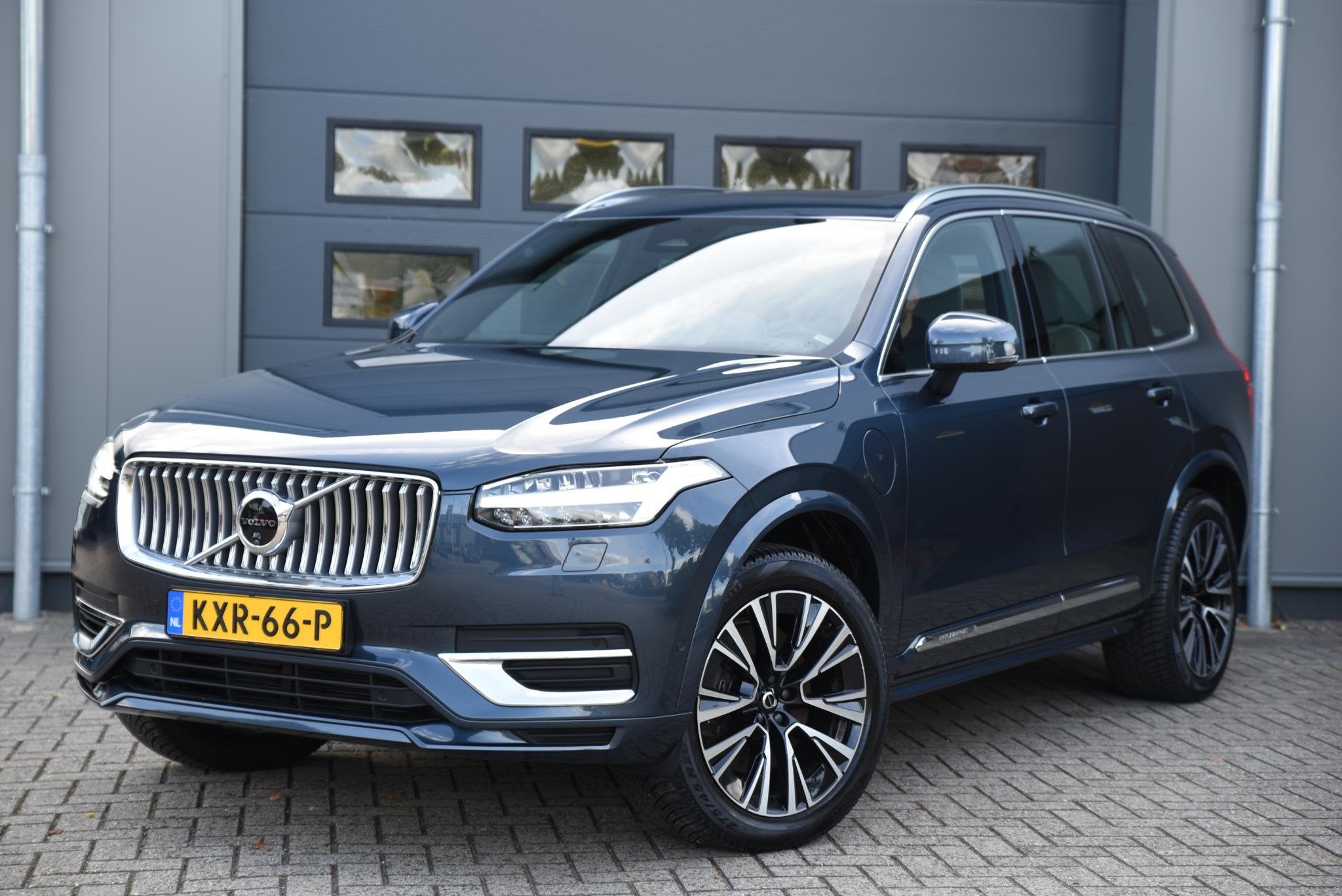Volvo XC90 2.0 T8 Recharge AWD Ultimate Bright Luchtvering -, Dealer onderhouden, Stof, Gebruikt, Euro 6
