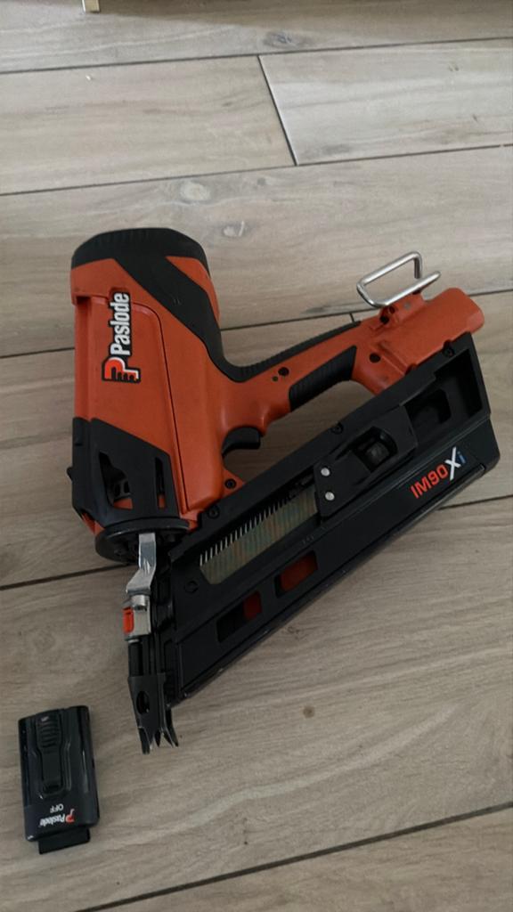 Paslode IM90Xi Impulse Schiethamer voor 50-90mm nagels, Ophalen of Verzenden, Zo goed als nieuw