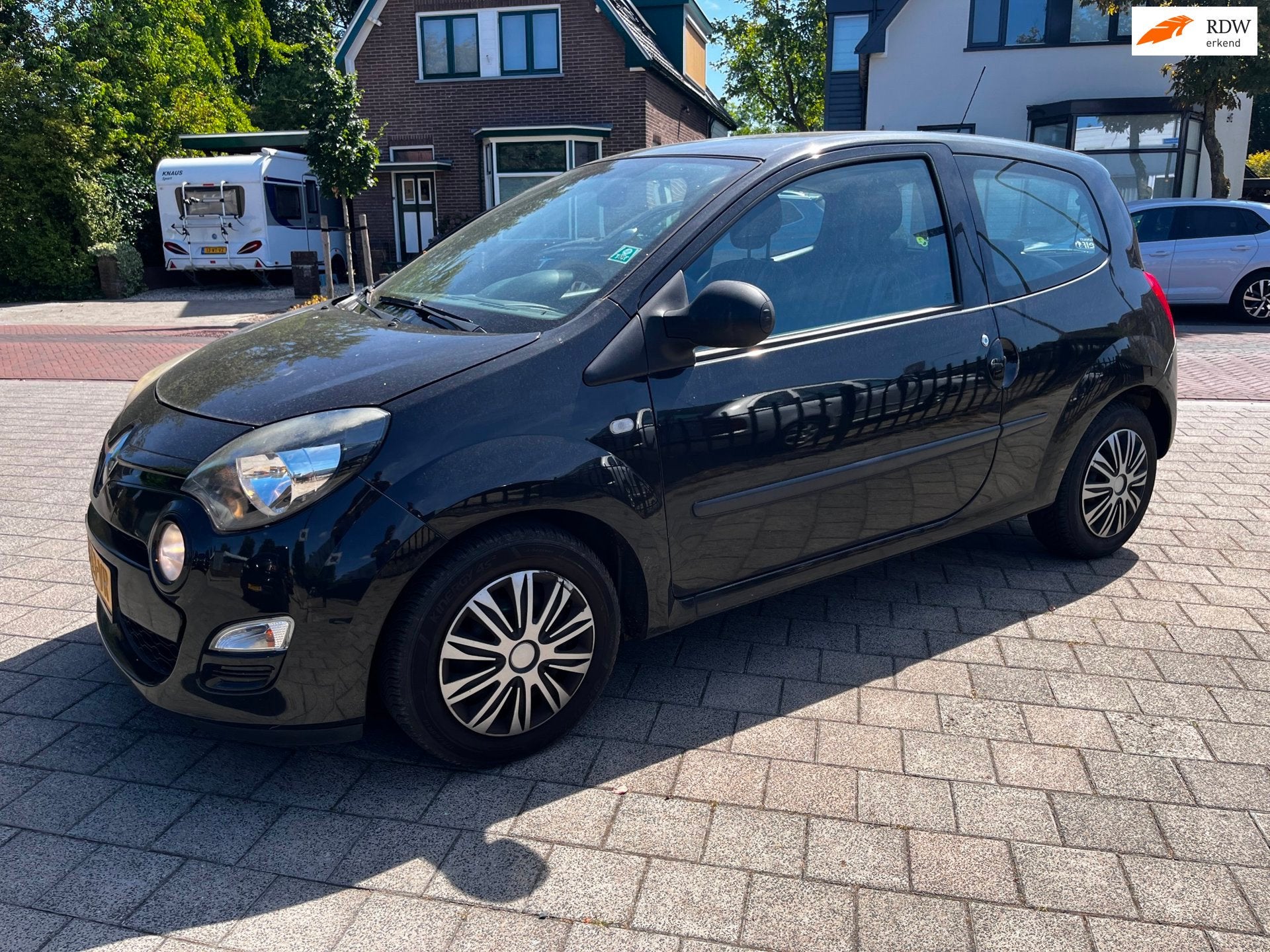 Renault Twingo 1.2 16V Elek pakket Isofix Inruilkoopje nw mo, Auto's, Renault, Voorwielaandrijving, Gebruikt, 4 cilinders, 4 stoelen