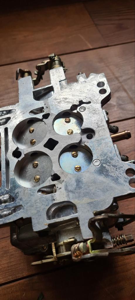 Edelbrock 650 cfm, Ophalen of Verzenden, Nieuw