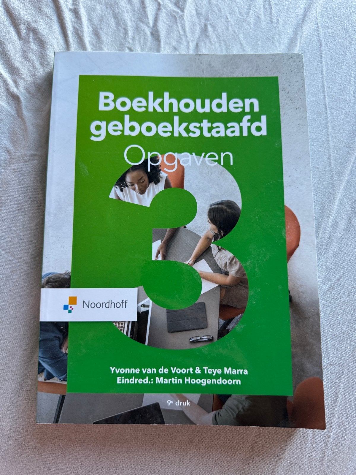 Boekhouden geboekstaafd 3 Opgaven - 9e druk, Boeken, Ophalen of Verzenden, Gamma, Zo goed als nieuw, HBO