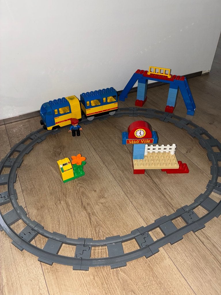 LEGO Duplo Ville Trein beginset (5608) electrische trein, Kinderen en Baby's, Speelgoed | Duplo en Lego, Ophalen of Verzenden