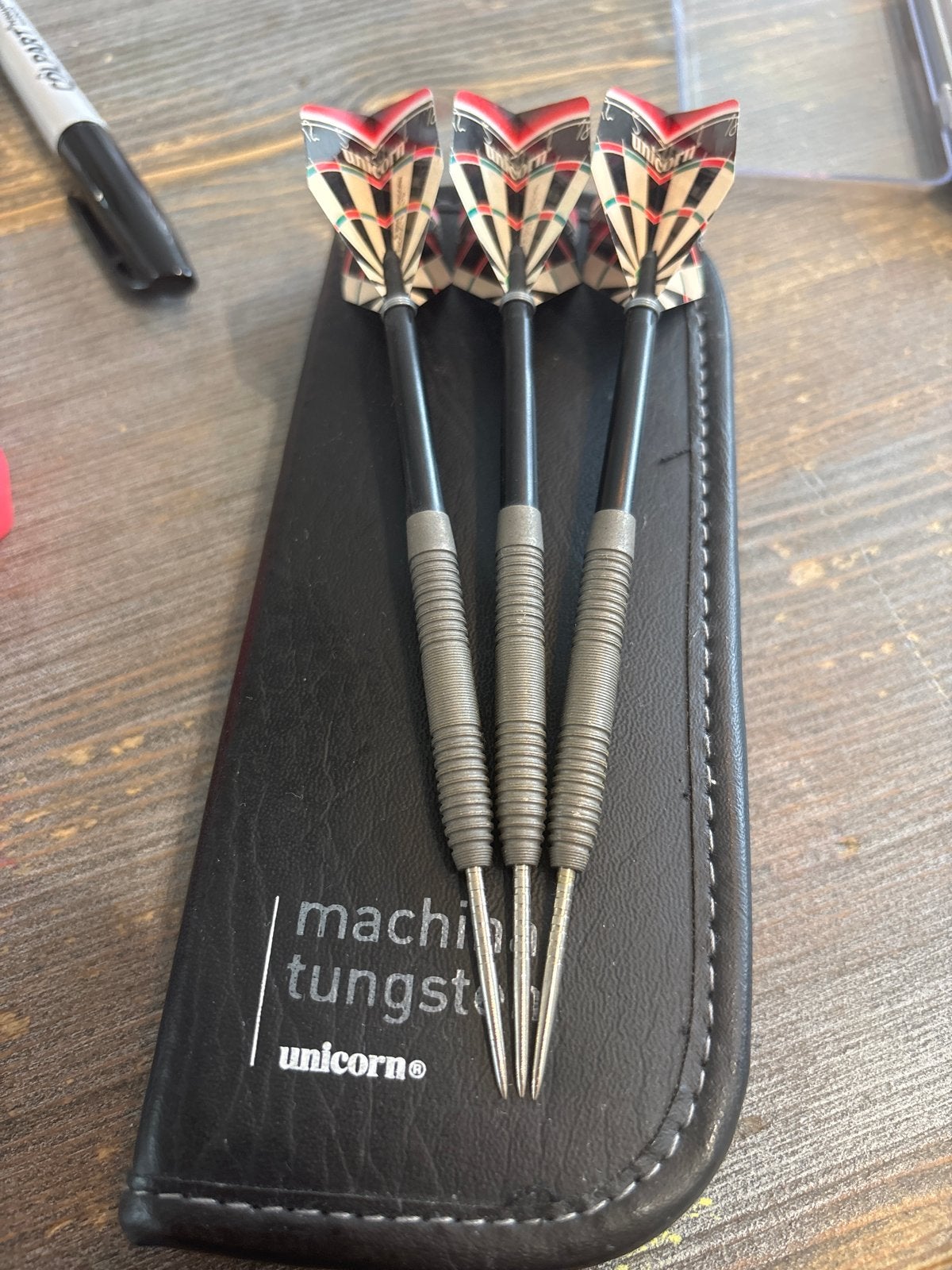 Raymond Van Barneveld Unicorn Machina Darts 27g - Zeldzaam!, Sport en Fitness, Ophalen of Verzenden, Gebruikt, Pijlen