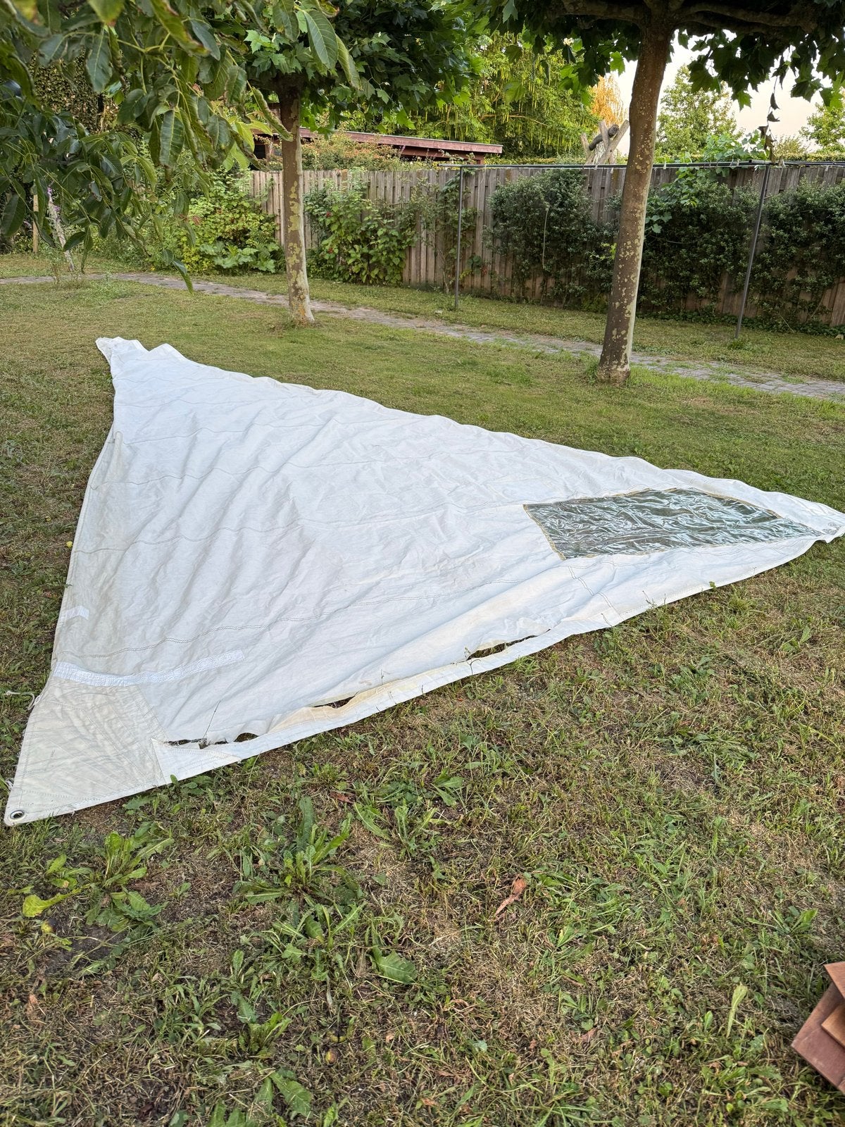 Grootzeil Dufour 1800 met scheur - Gebruikt, Ophalen, Gebruikt, 3 tot 6 meter, Minder dan 15 m²