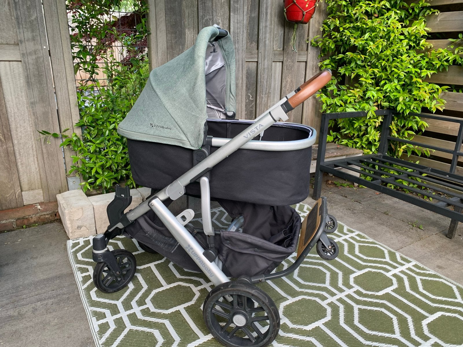 UPPAbaby Vista kinderwagen met reiswieg en zitje, Zo goed als nieuw, Combiwagen, Met reiswieg, Ophalen