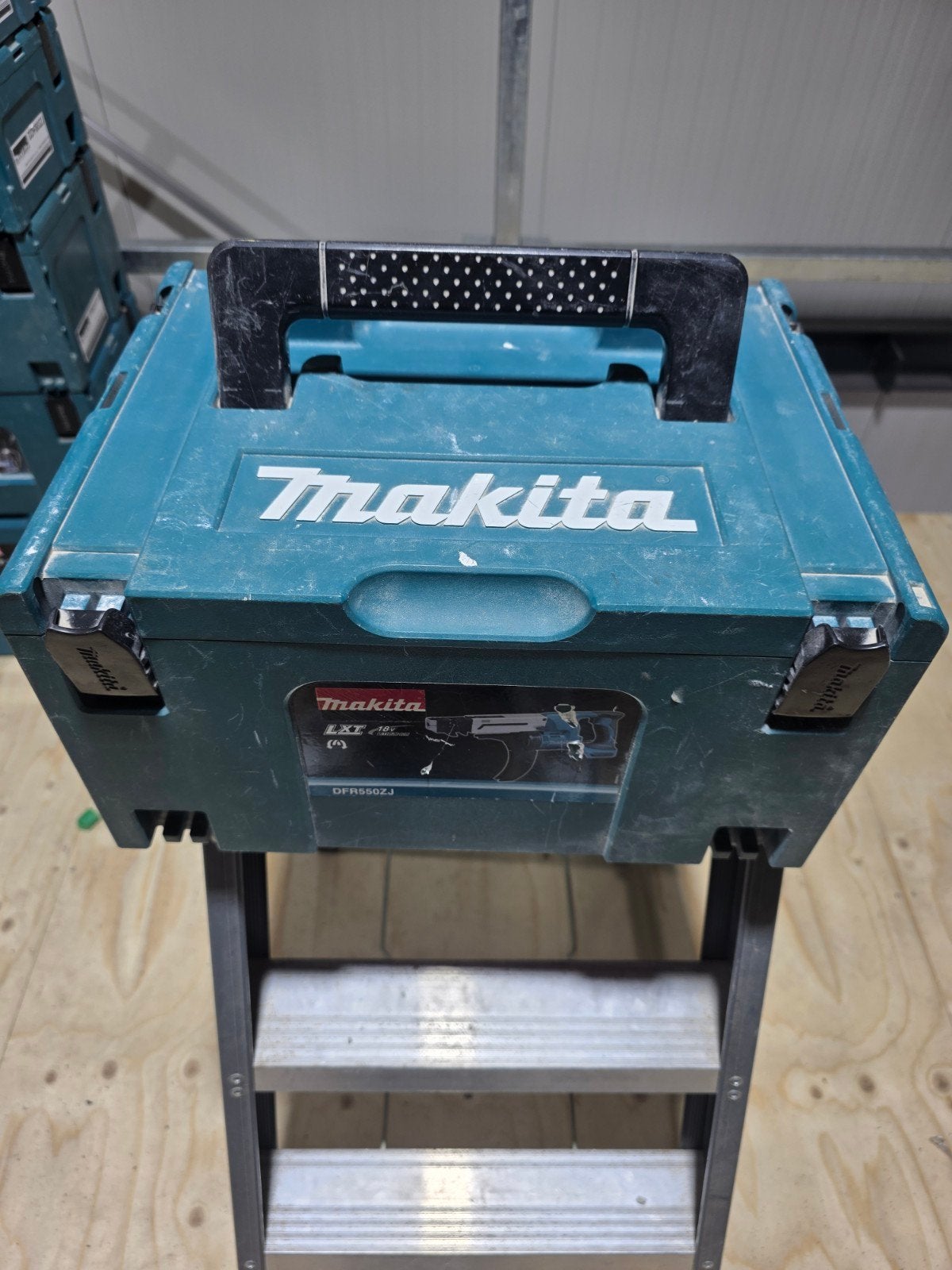M Box makita, Ophalen of Verzenden