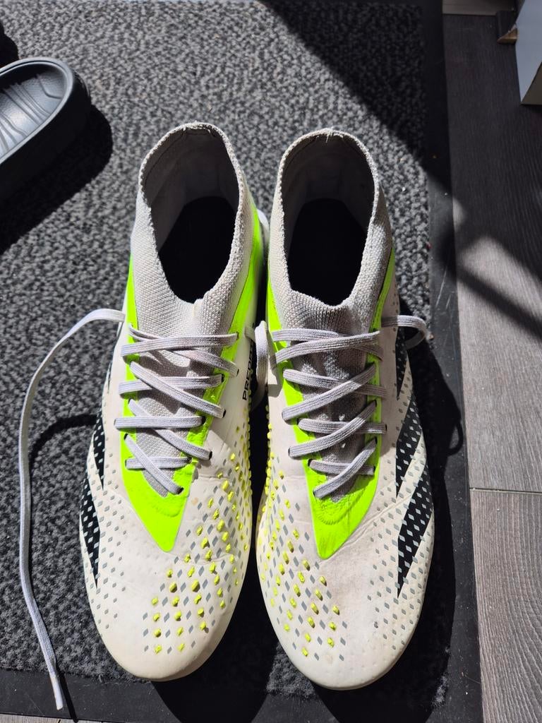 Voetbalschoenen maat 46 Adidas, Ophalen of Verzenden, Zo goed als nieuw, Schoenen