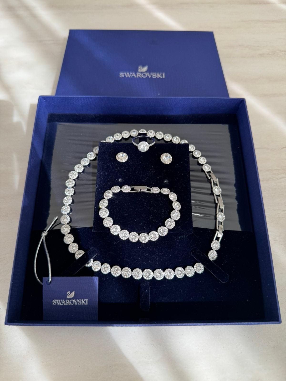 Swarovski Angelic Sierradenset | ZGAN, Verzamelen, Swarovski, Zo goed als nieuw, Sieraad of Horloge, Ophalen
