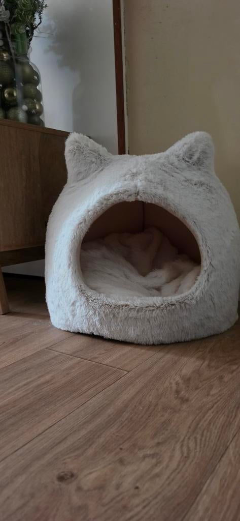 Mooie katten/honden mand, Ophalen, Zo goed als nieuw