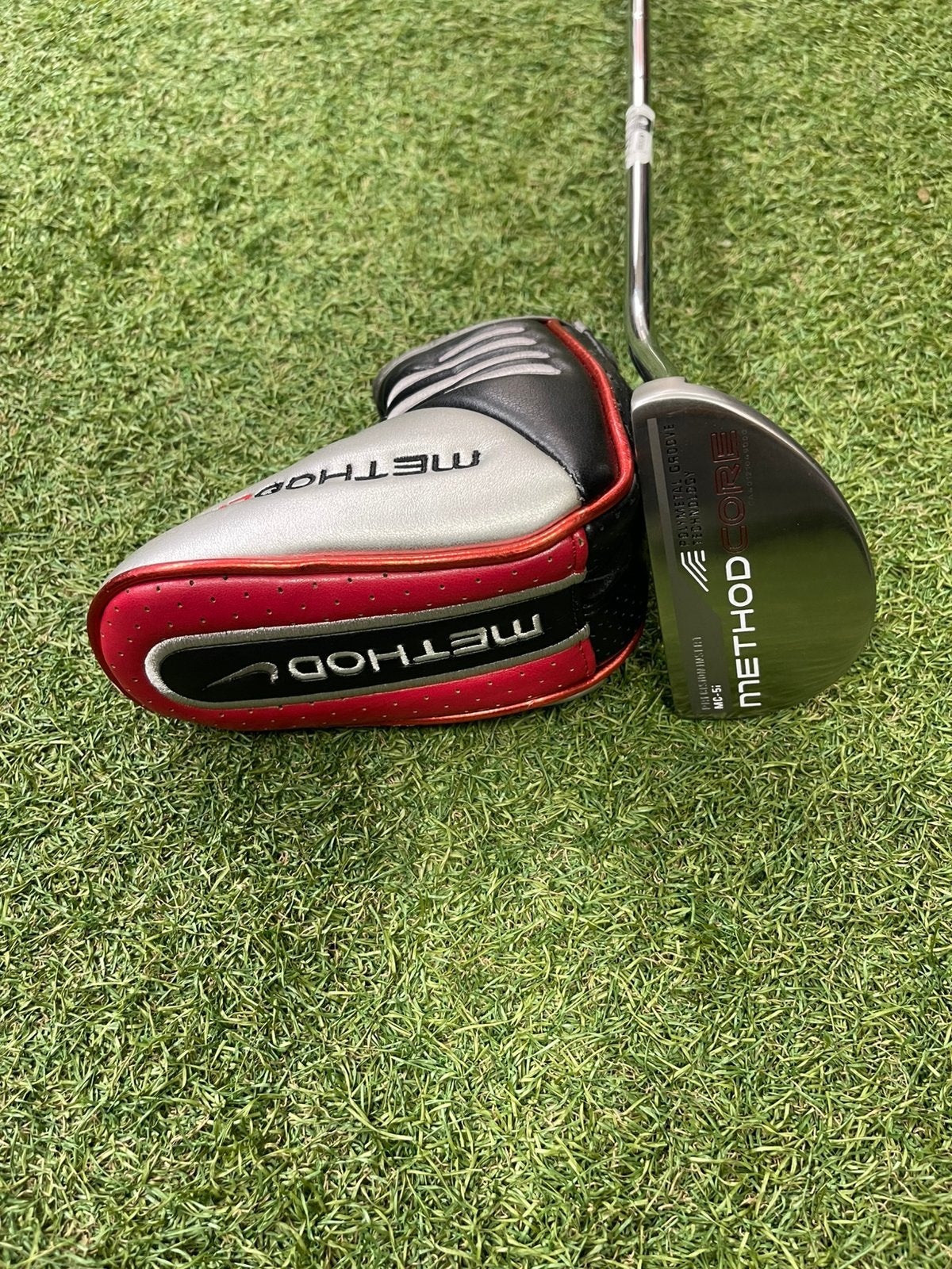 Nike Method core MC-5i putter 34,5”, Sport en Fitness, Overige merken, Gebruikt, -, -