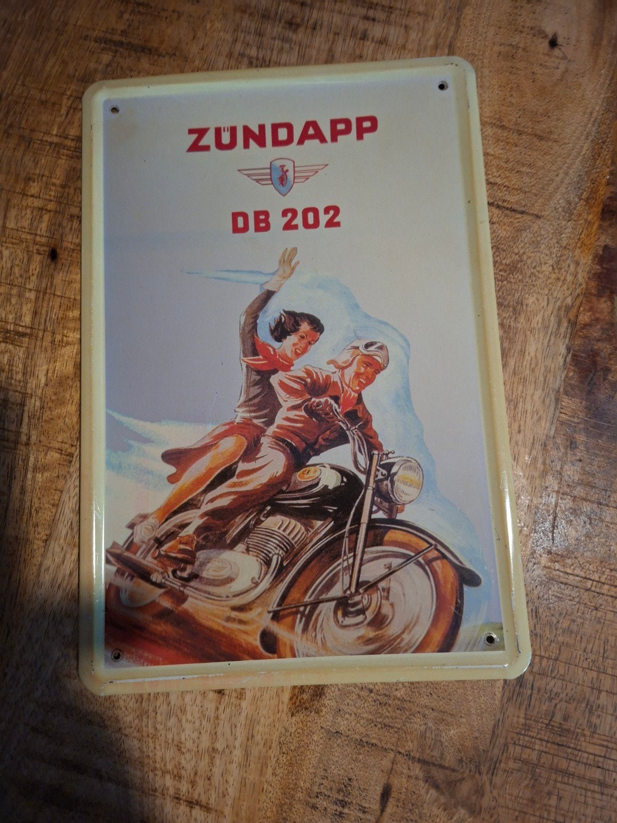 Vintage Zündapp DB 202 Blik - Decoratief Motorfiets Plaat, Ophalen of Verzenden, Gebruikt, Reclamebord