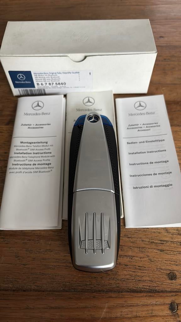 Mercedes Bluetooth cradle, Ophalen of Verzenden, Zo goed als nieuw, Overige typen, Apple iPhone