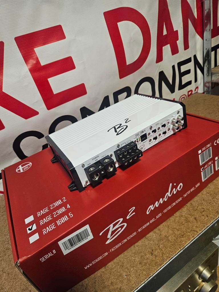 Nieuw!! B2 rage 2300.4 koreaanse versterker!!, Ophalen of Verzenden, Nieuw
