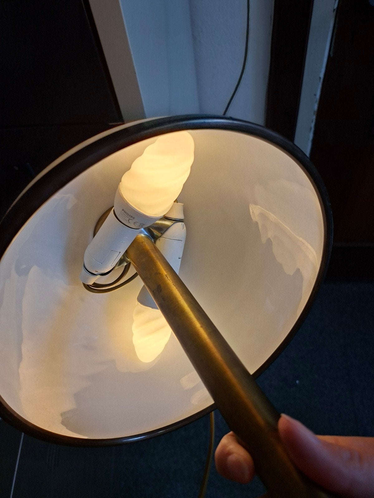 Foto 7 van Vintage Tafellampen met Melkglas Kap - Koperkleurig