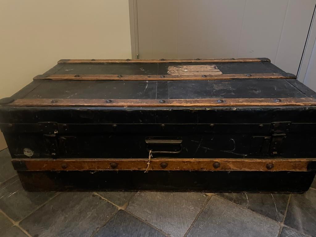 Echte oude koffer / kist, Ophalen, Overige materialen, Gebruikt, 50 tot 100 cm