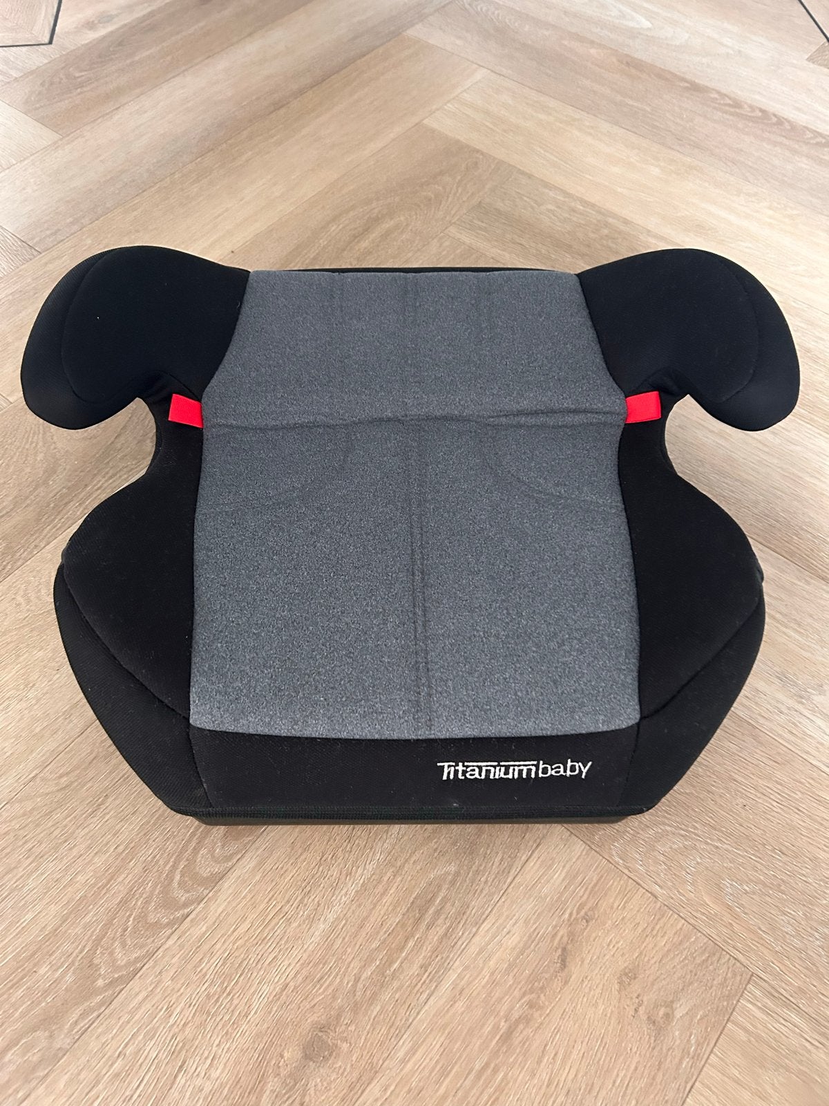 Titaniumbaby zitverhoger 22-36 kg, Overige merken, Autogordel of Isofix, Gebruikt, 22 t/m 36 kg