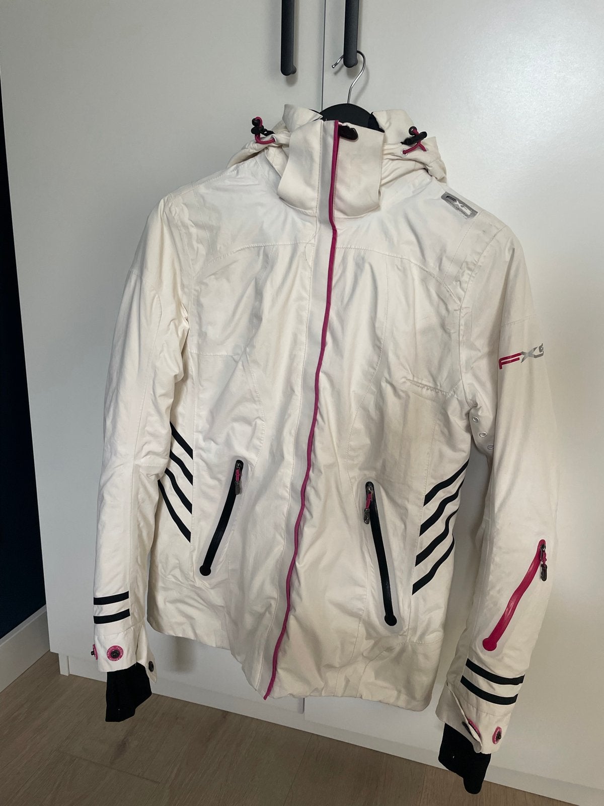 Falcon ski-jas dames maat S, Kleding | Dames, Ophalen of Verzenden, Gedragen, Maat 36 (S), Jack