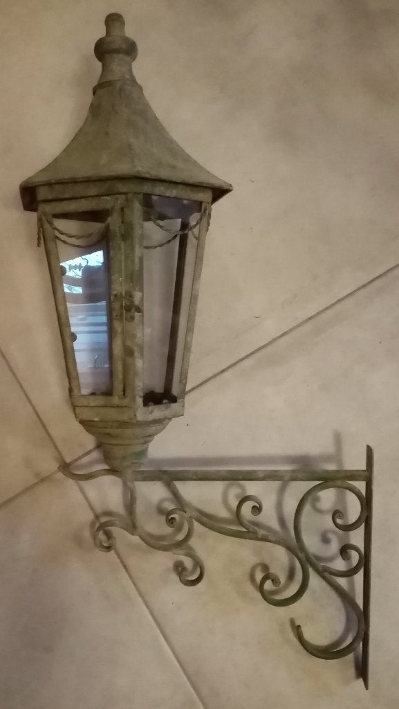 Nieuwe ijzeren wandlamp met ijzeren beugel., Minder dan 50 watt, Wandlamp, Nieuw, Ophalen of Verzenden