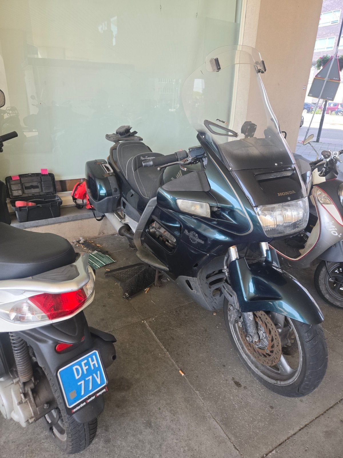 Honda St1100 pan European