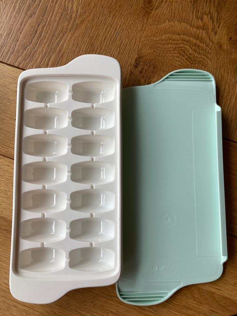 Oxo babyhapjes diepvries ijsklontjes bakje, Ophalen