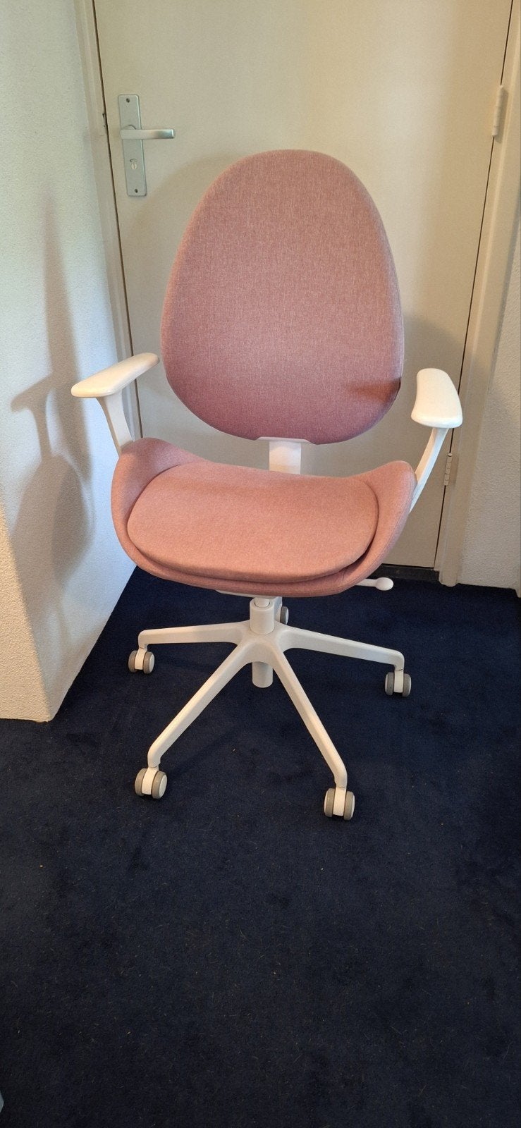 IKEA HATTEFJÄLL Bureaustoel armleuningen, Gunnared Roze zgan, Ophalen, Zo goed als nieuw, Roze, Bureaustoel