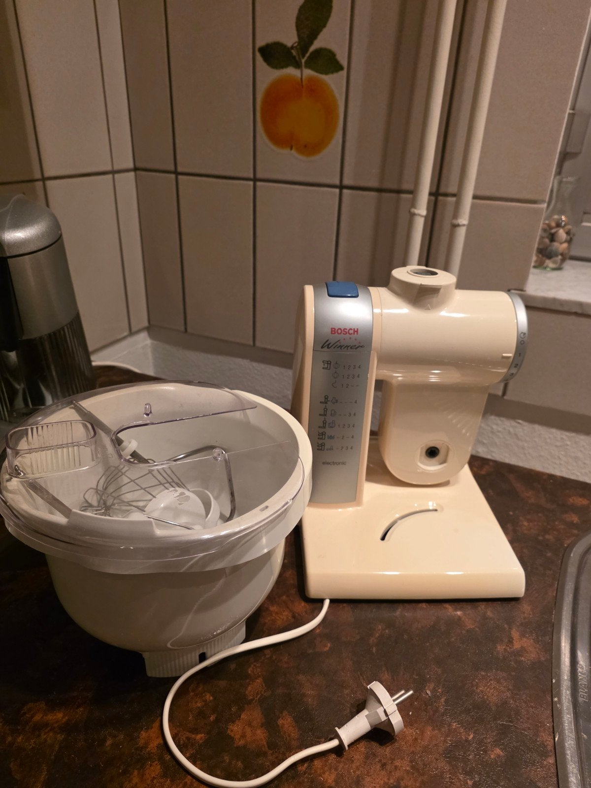 Bosch Winner keukenmachine met kom en accessoires, 3 tot 4 liter, Ophalen of Verzenden, Gebruikt, 3 snelheden of meer