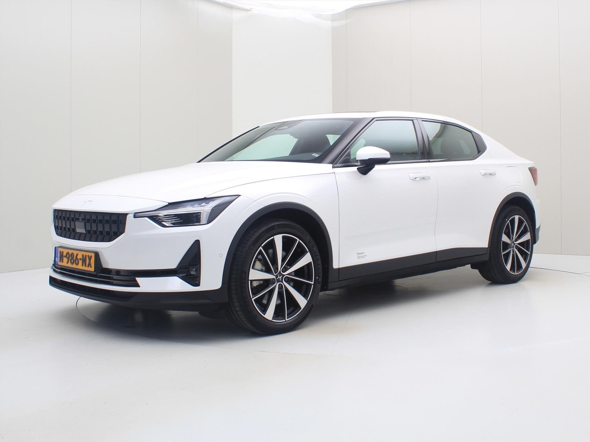 Polestar 2 Long Range Single Motor 231pk [ TREKHAAK+PANO+360, Auto's, Polestar, Stof, Gebruikt, Adaptive Cruise Control, 1969 kg