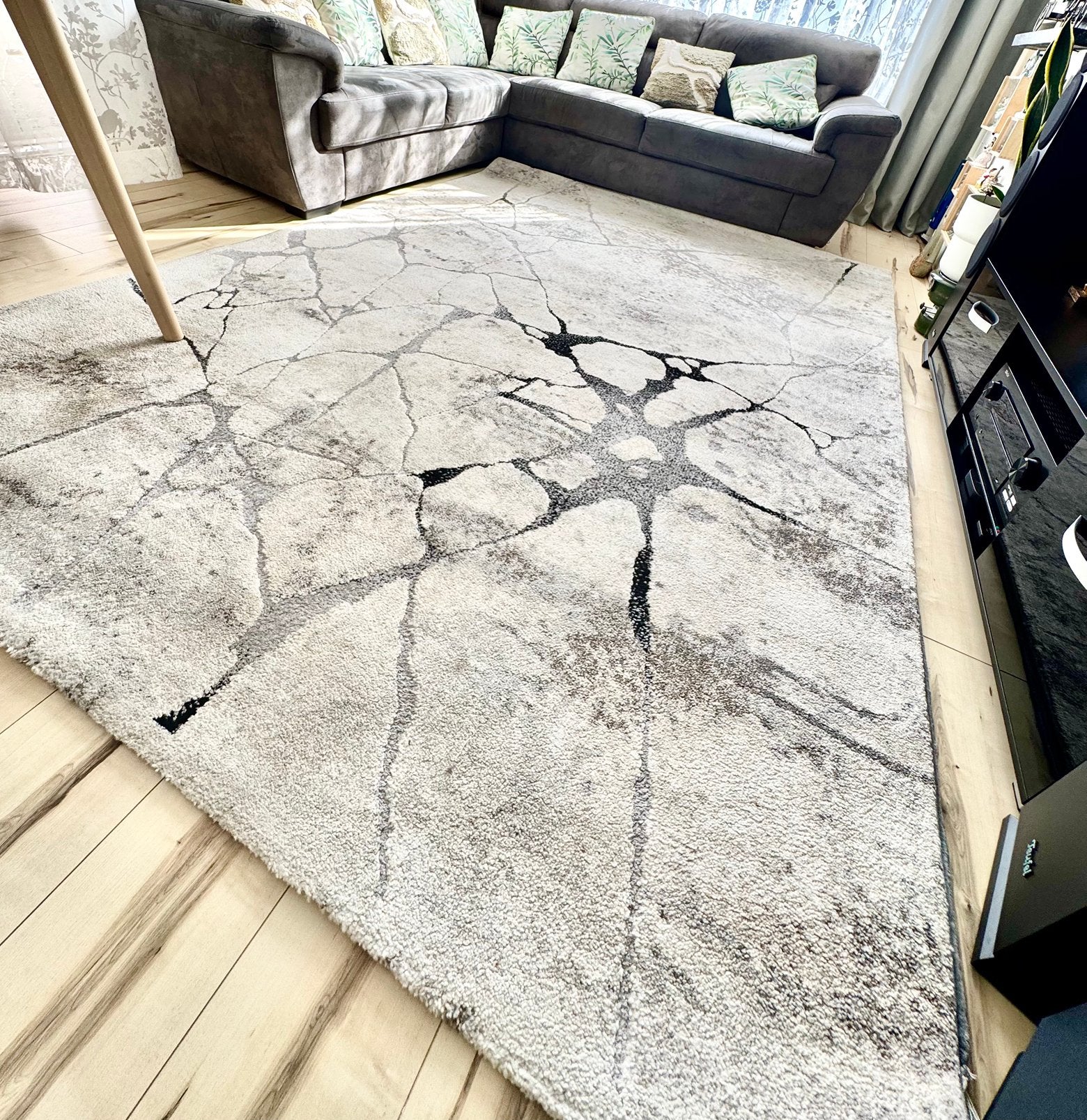 Vloerkleed 200x290 cm – Kwantum – Crème/Grijs – Modern, Ophalen, 200 cm of meer, Zo goed als nieuw, 200 cm of meer