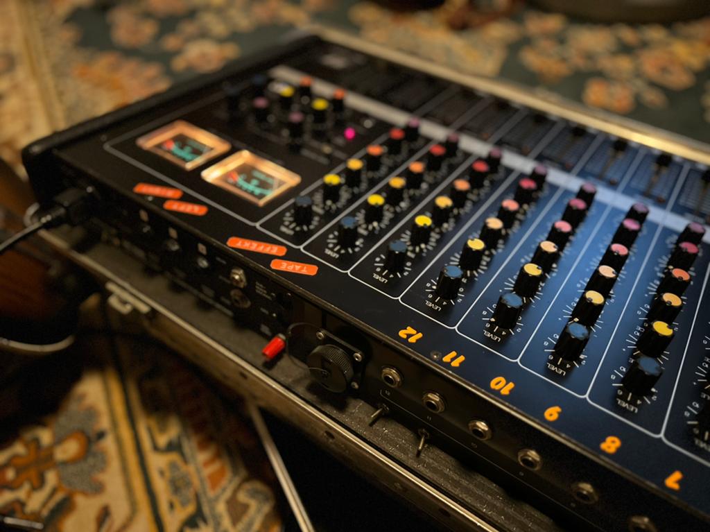 Dynacord MC1230 weekend korting, Muziek en Instrumenten, Mengpanelen, Zo goed als nieuw, Ophalen of Verzenden