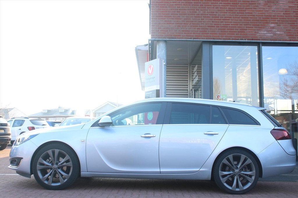 OPEL Insignia Sports Tourer 1.6 Turbo Aut *Edition* | Trekha, Automatische klimaatregeling, Stof, Gebruikt, 4 cilinders