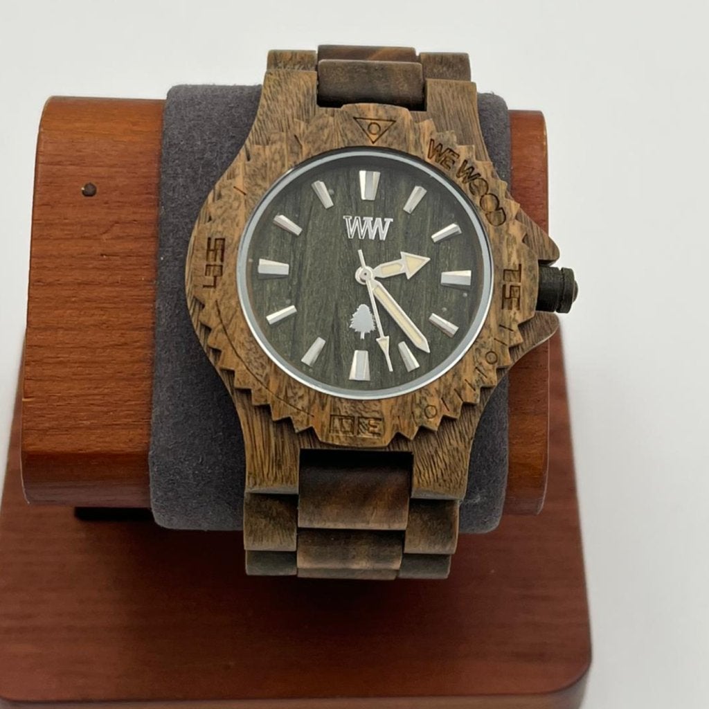 WeWood horloge hout - Nette staat, Flex Ltd., Zo goed als nieuw, https://flex.com/contact-us, Nobelstraat 10, 5807 GA Oostrum LB, Limburg, Nederland