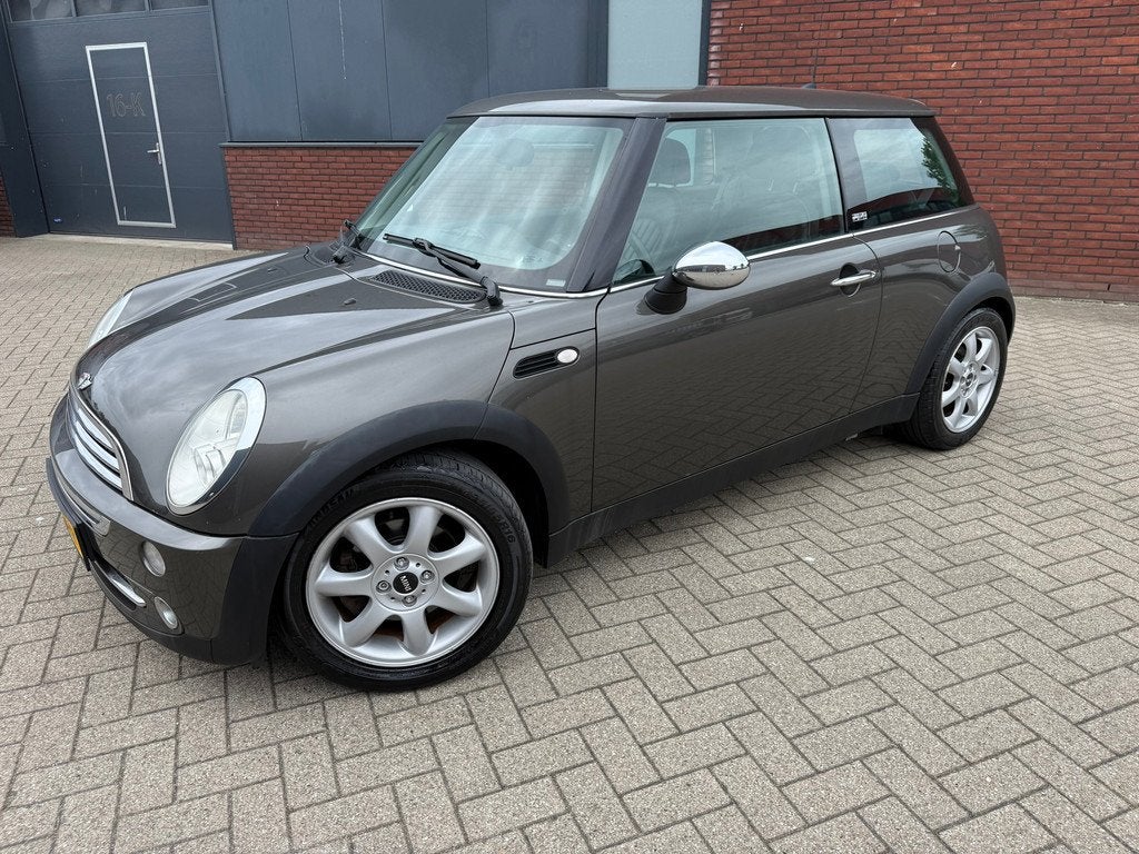 Mini 3-Deurs 1.6 One Pepper PARKLANE AUTOMAAT/2006/NAVIGATIE, Auto's, 15 km/l, Gebruikt, Zwart, 4 cilinders
