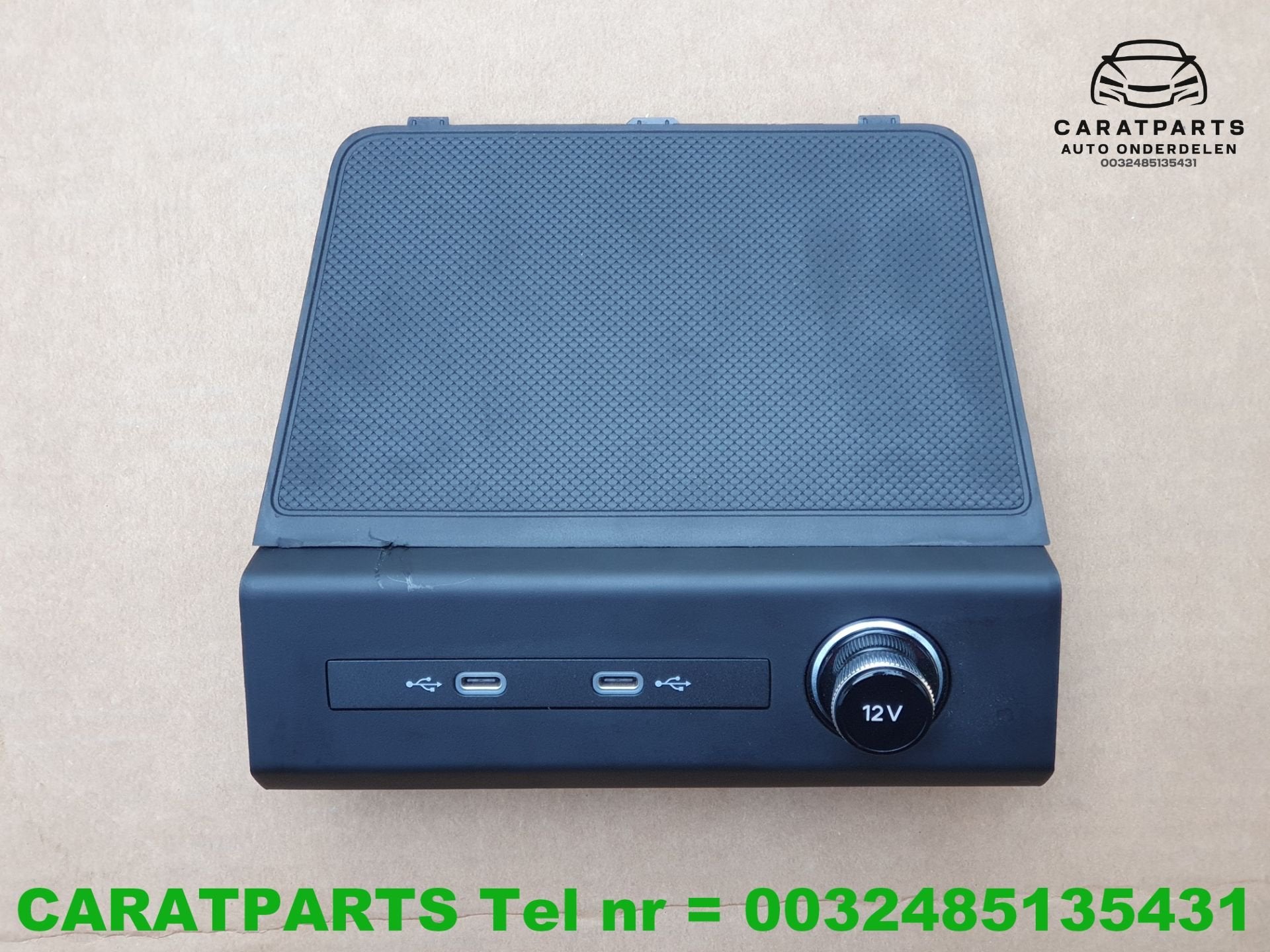 89A035736 Audi Q4 E Tron usb aansluiting Q4 dubbel USB bus, Gebruikt, AUDI AG, Auto-Union-Strasse 1
85045  Ingolstadt, DE, Kundenbetreuung@audi.de